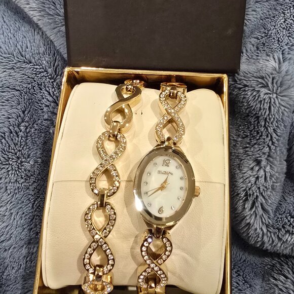 Elgin Genuine crystal gold oval watch & bracelet set - Picture 6 of 7